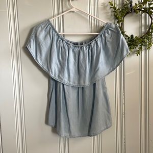 Women’s XS blue SOHO top
